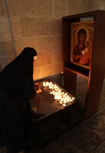 Israel Nun Lighting Candles