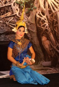 Dancer, Kneeling final edit