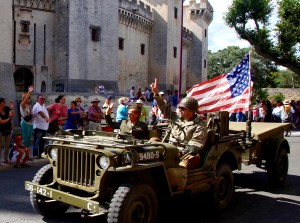 Jeep and applause (1)